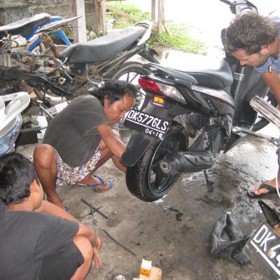 répération scooter bali